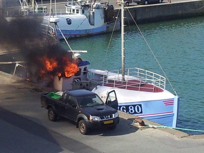 Brand_Hirtshals_Havn_FlaskePosten_2_657x493