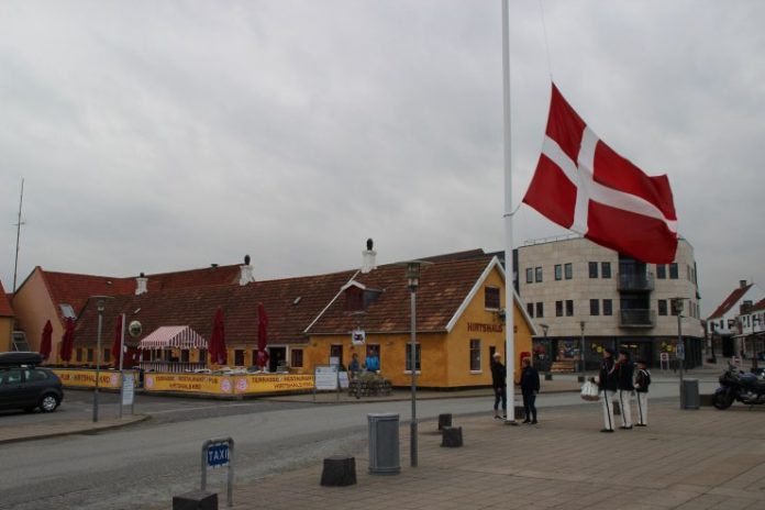 Flaget_Nordøgarden_DenGrønnePlads_FlaskePosten_3