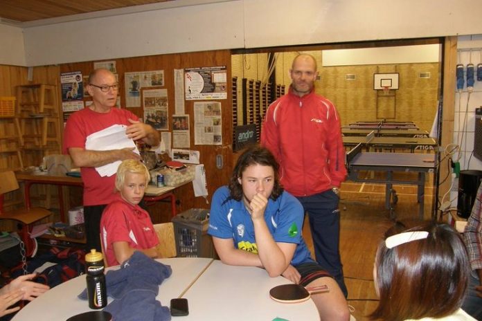 IstvanMoldovan_B75_FlaskePosten_2