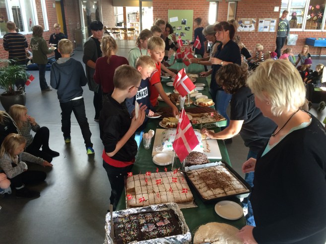 Folkeskolen_200_År_BindslevS_Skole_Trivselsgruppen_FlaskePosten_2
