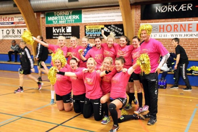 TIF_Hjørring_Serie2_Oprykning_FlaskePosten_1