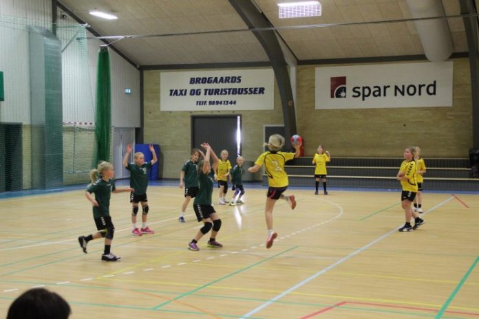 U10_A-C_U12_HH80_Sindal_Lundergaard_FlaskePosten_11