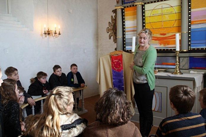 Besøg_Bindslev_Kirke_Skole_FlaskePosten_5