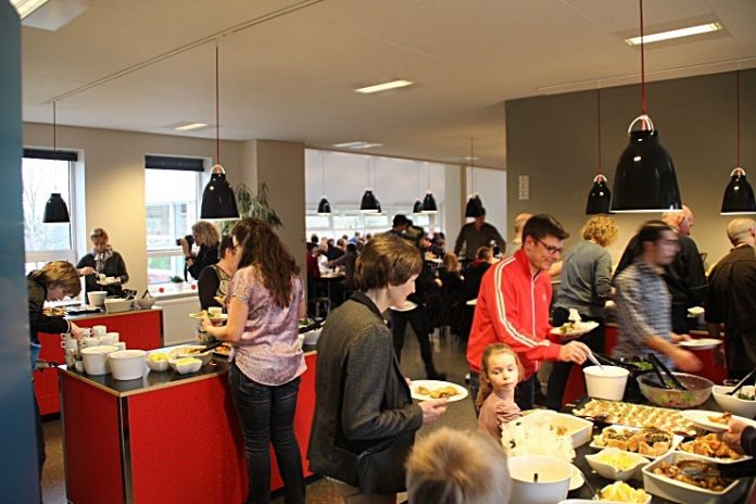 Horne_Efterskole_Venligboerne_FlaskePosten_5