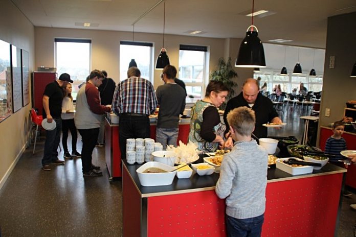 Horne_Efterskole_Venligboerne_FlaskePosten_6