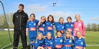 Solen skinner på U9 hos Horne KFUM