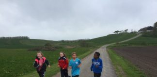 Hirtshals Skolecenter træner til Grundlovsløbet 2015