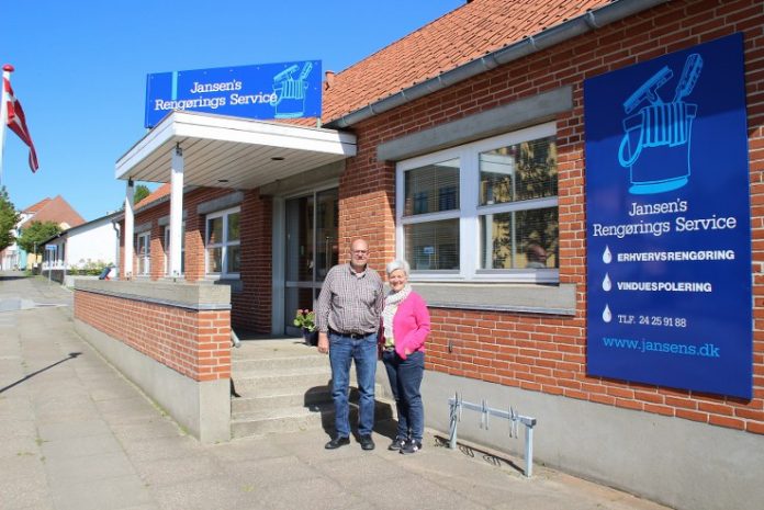 Else_John_Jansens_Rengøring_FlaskePosten_1_738x493