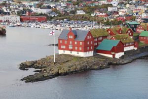 Grindefangst_Ólavsøka_FlaskePosten_1