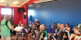 Harmonika og farver på Horne Efterskole