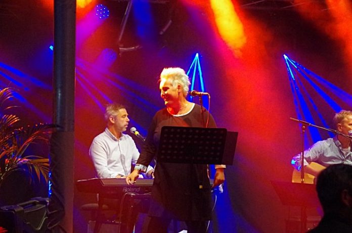 Jensen_Thomsen_Biver_Musik_Under_Trappen_FlaskePosten_3