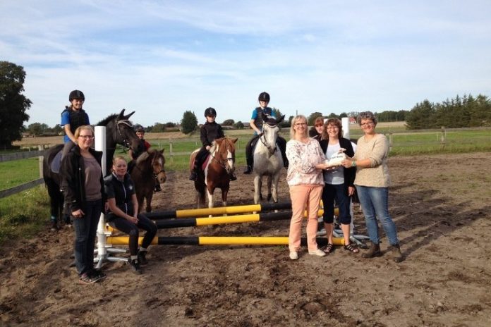 Spar_Nord_Fonden_Bindslev_Tversted_Rideklub_FlaskePosten_1_739x493