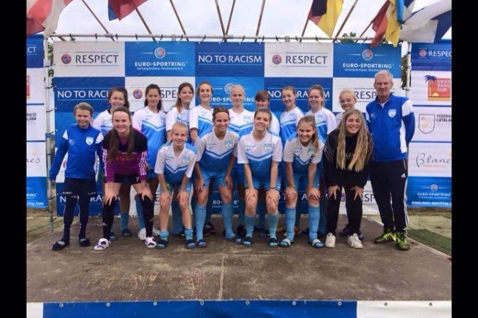 U17_U13_Piger_FlaskePosten_1_739x493