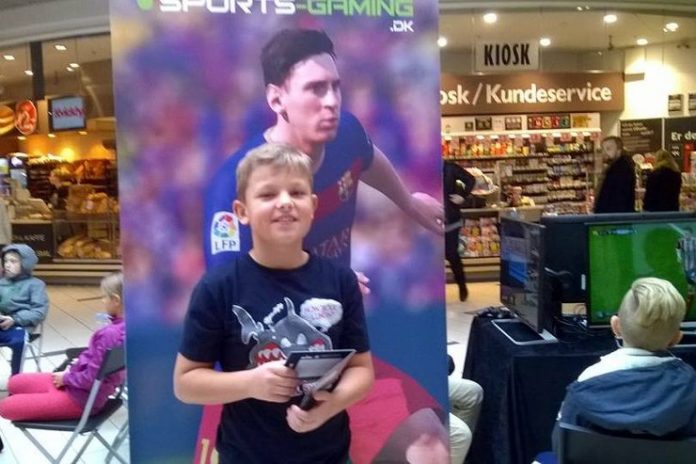 Alfred_Grove_Fifa_FlaskePosten_2_740x493