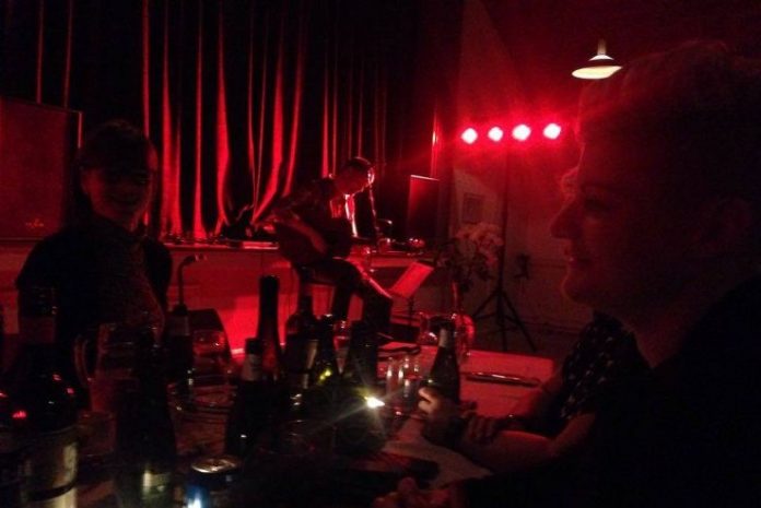 Julefrokost_Tornby_Vinklub_For_Kvinder_FlaskePosten_1_738x493
