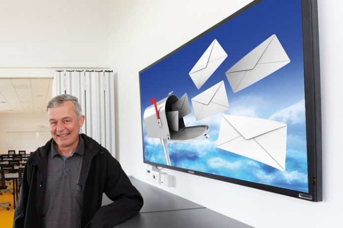 Kurt_Larsen_HAS_Hjørring_Antenneselskab_FlaskePosten_1_739x493