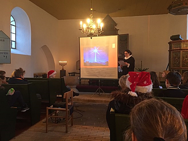 Asdal_Kirke_Horne_Skole_Juleafslutning_FlaskePosten_1