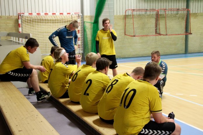 HH80_BTI_Herrer_Senior_FlaskePosten_4