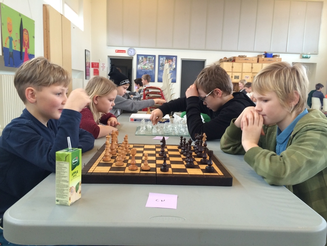 Skoleskak_Bindslev_FlaskePosten_1