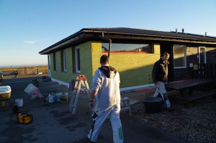 Hirtshals_Camping_Facaderenovering_FlaskePosten2_740x490