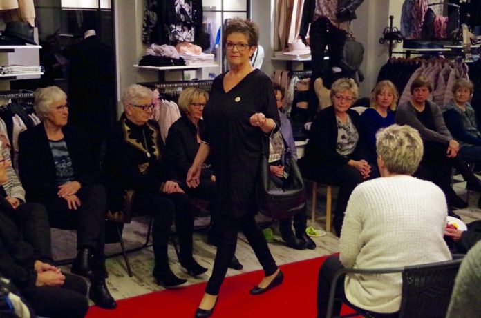 Modeshow_Uniq_Matas_Mimosa_FlaskePosten_5