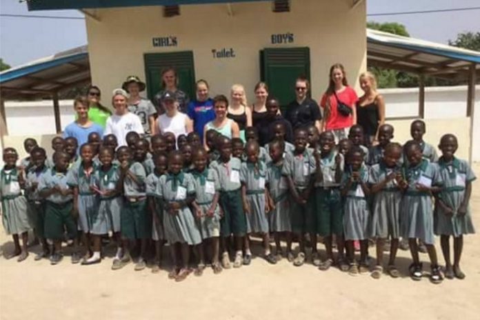 Tobias_Gambia_Jansen_FlaskePosten_3_739x493
