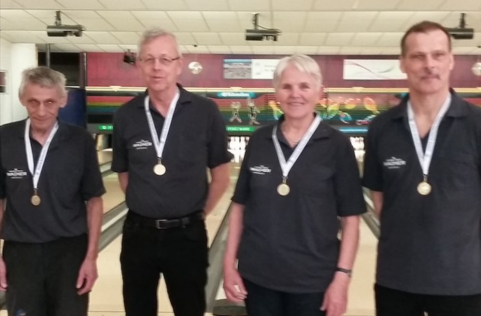 Guld_Hirtshals_Bowlingklub_FlaskePosten_1