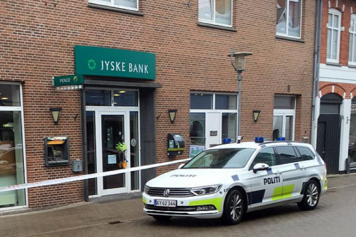 Jyske_Bank_Sindal_FlaskePosten_1