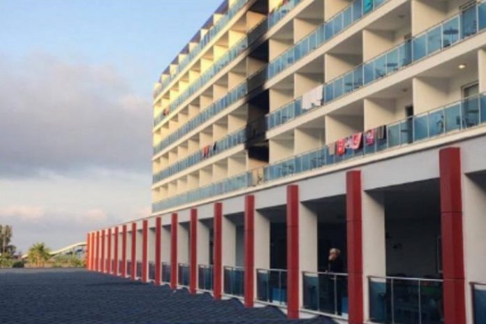 Camilla_Bloch_Tyrkiet_Brand_FlaskePosten_1_739x493