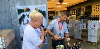 Pia og René inviterer til vinsmagning hos Spar i Hirtshals
