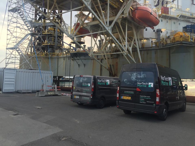 Nor_Tech_Marine_FlaskePosten_1