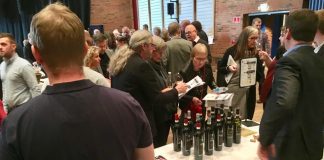 Er vinstokken grønnere på den anden side?