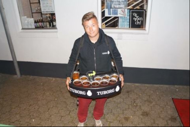 christian_borup_faergekroen_flaskeposten_1