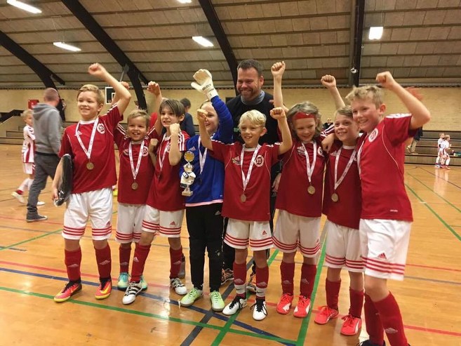 futsal_u10_bti_flaskeposten_1_657x493