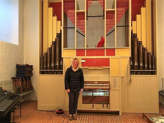 Alena_Orgel_FlaskePosten_1_657x493