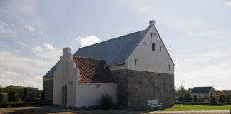 LOKALE KIRKER: Romansk bygning i Vidstrup