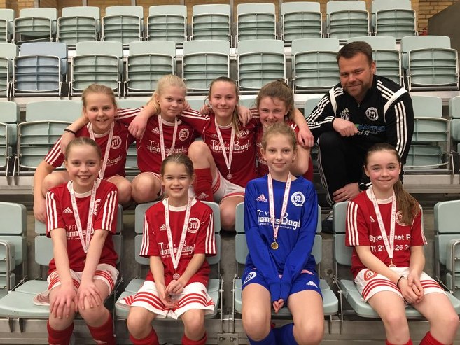 U12_Futsal_BTI_FlaskePosten_1_657x493