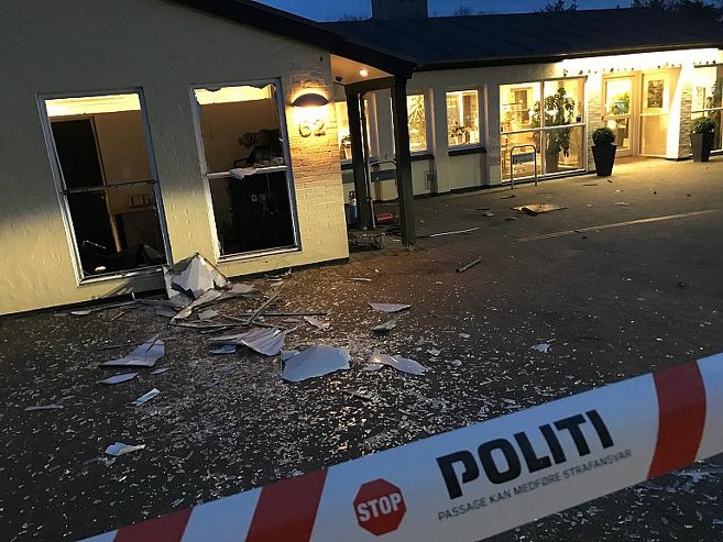 Bank_Hæveautomat_Lønstrup_FlaskePosten_1_657x493