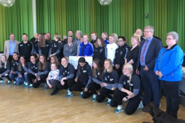 Emil_Fjeldvig_Pris_FlaskePosten_1