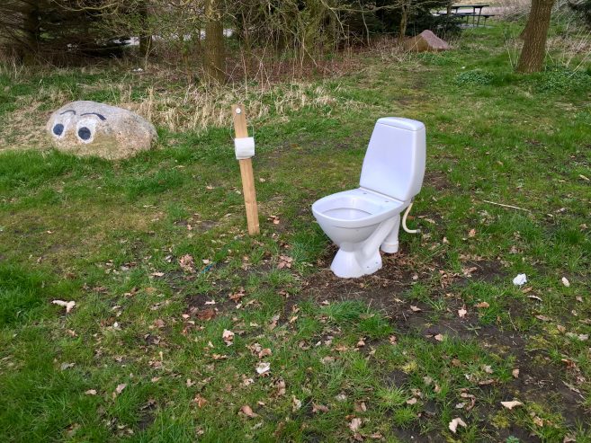 Toilet_FlaskePosten_1