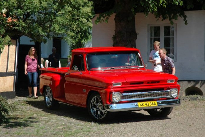 Veteranbiler_Ferrari_FlaskePosten_1