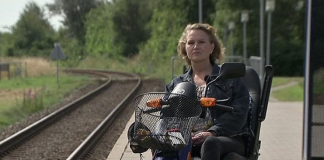 Handicappede Charlotte kan ikke komme med toget hjem til Vidstrup