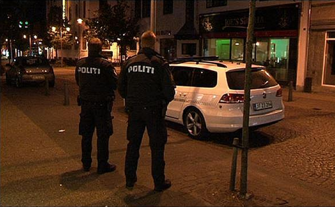 Fuld_Mand_FlaskePosten_1
