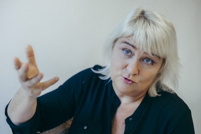 Mariane_Josefsen_Justine_Høeg_FlaskePosten_739x493