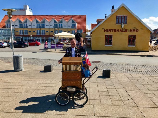 Ole_Lirekassemand_FlaskePosten_2