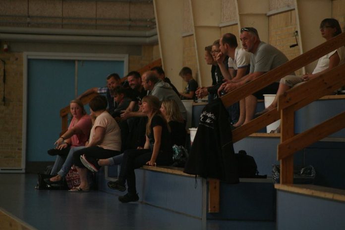 Tilskuere_Stendyssehallen_FlaskPosten_1