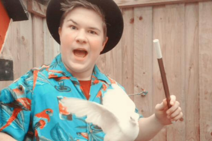 Urths_trylleshowFlaskePosten_3