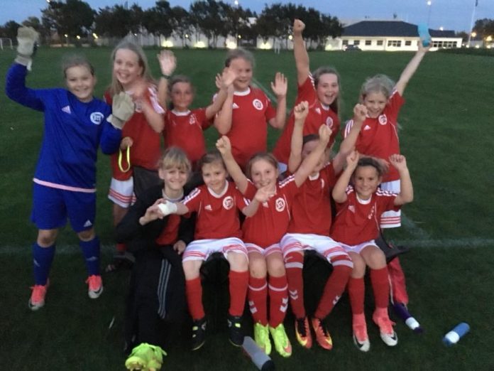 U11_Piger_BTI_FlaskePosten_1