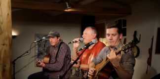 Slåbrock Trio spiller i Hundelev