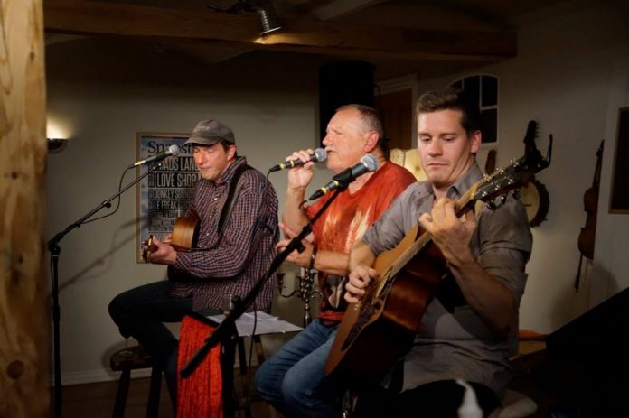 Slåbrock_Trio_FlaskePosten_1